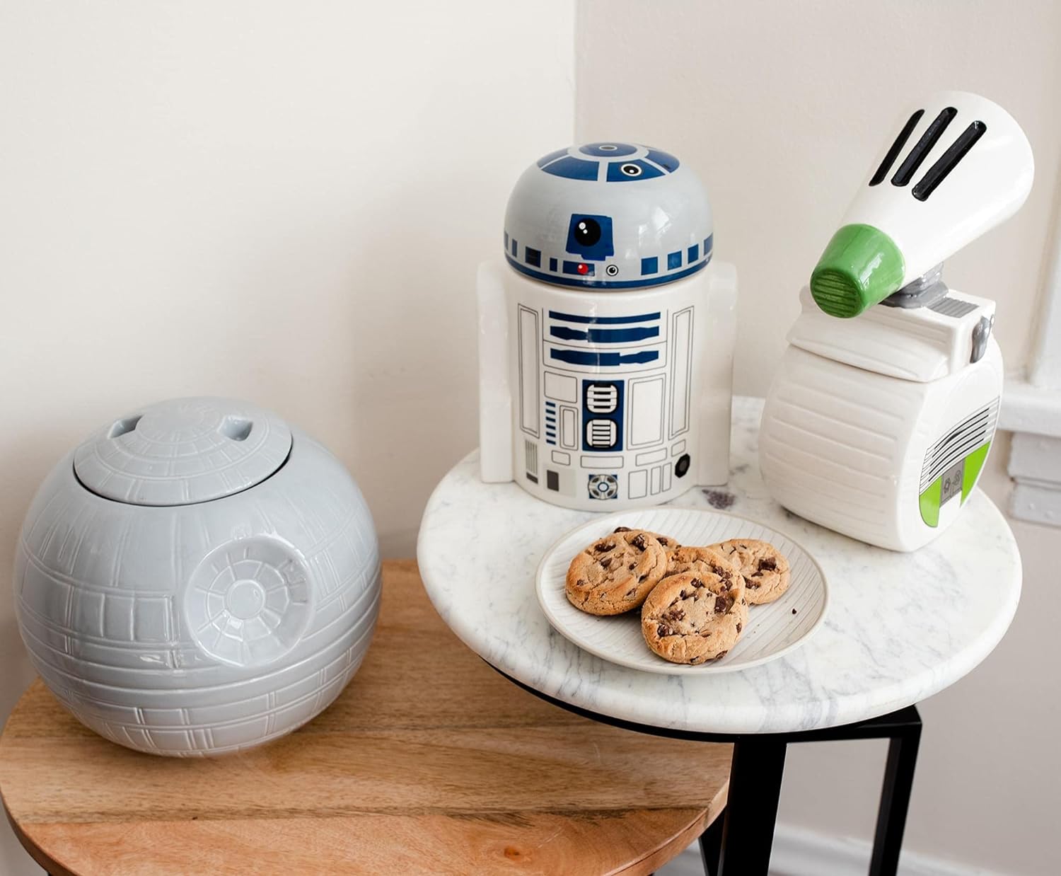 Star Wars R2D2 Ceramic Cookie Jar